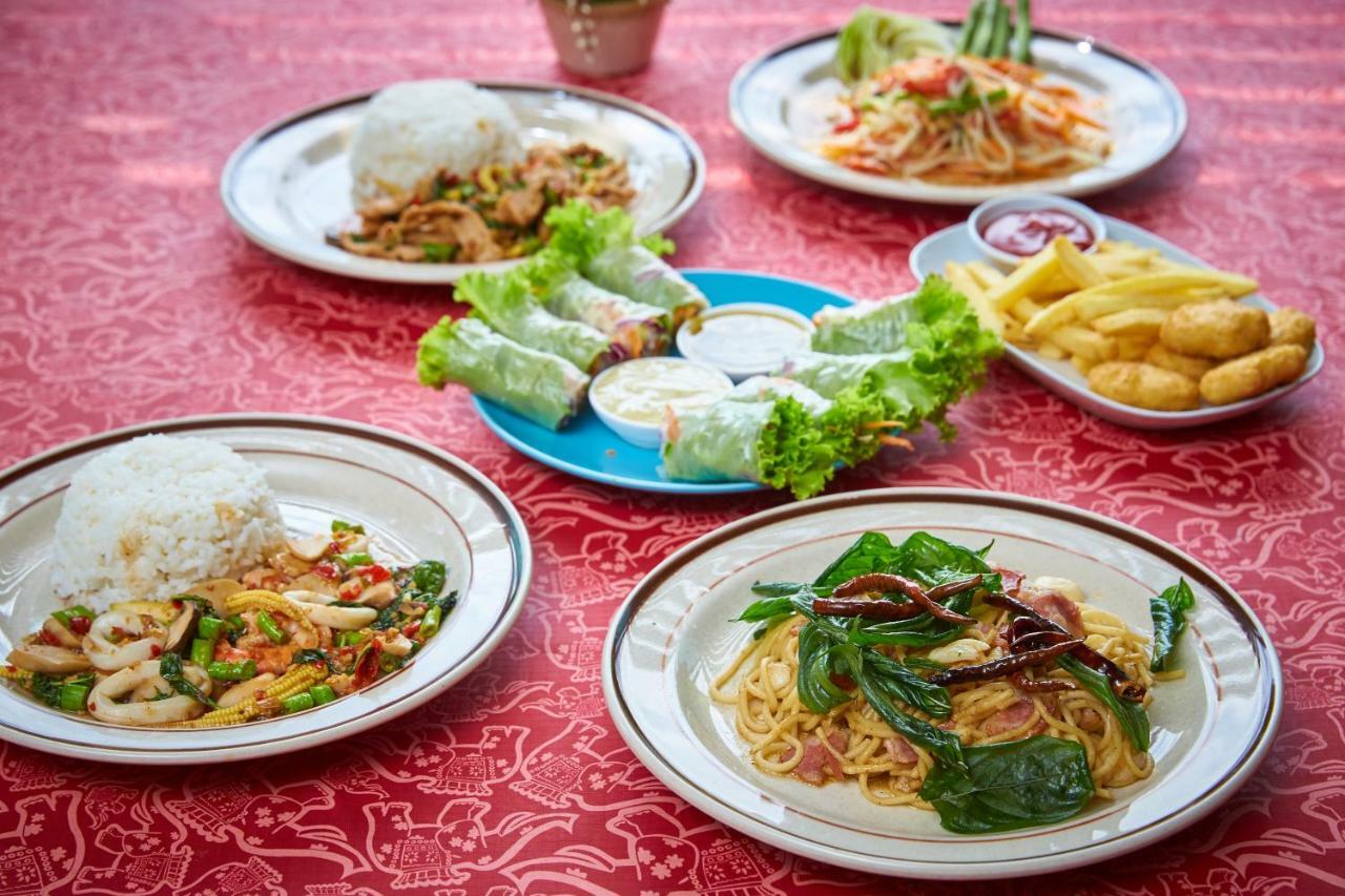 Sivalai Place Bangkok Bagian luar foto